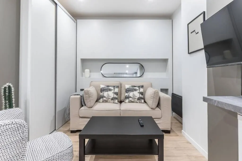 Hsh Versigny-Mairie Du 18Eme Cosy Studio 2P Parigi 0*,  Francia