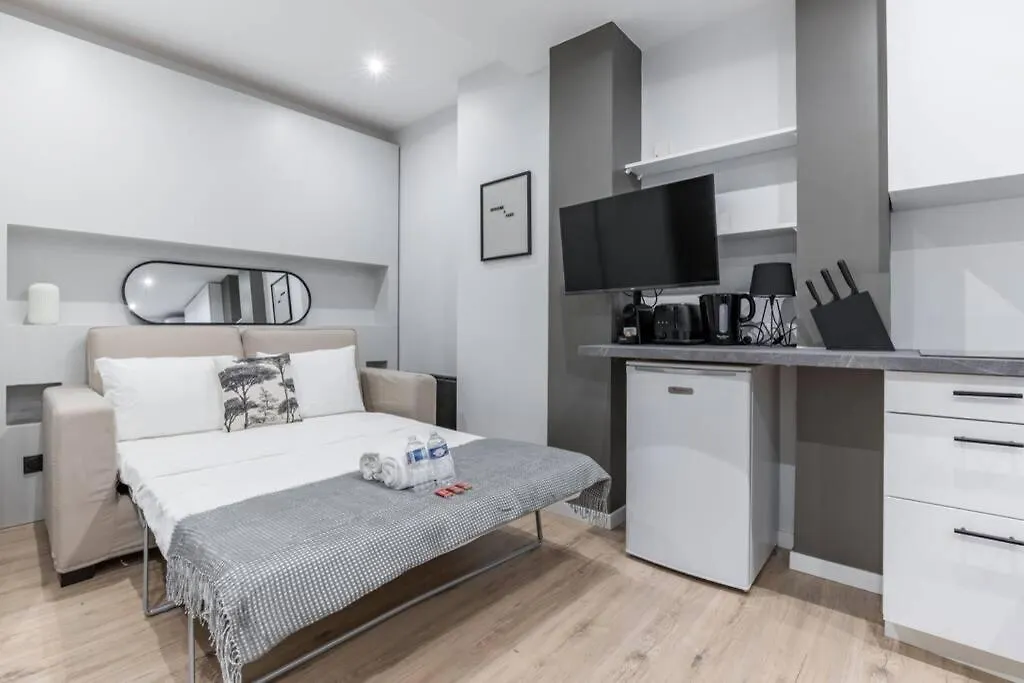 Hsh Versigny-Mairie Du 18Eme Cosy Studio 2P Parigi